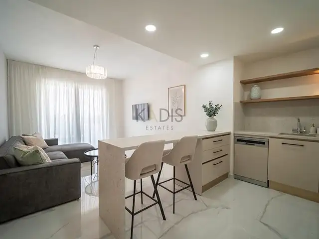 2-bedroom penthouse to rent, Επαρχία Λεμεσού — Λεμεσός - Αγία Τριάδα