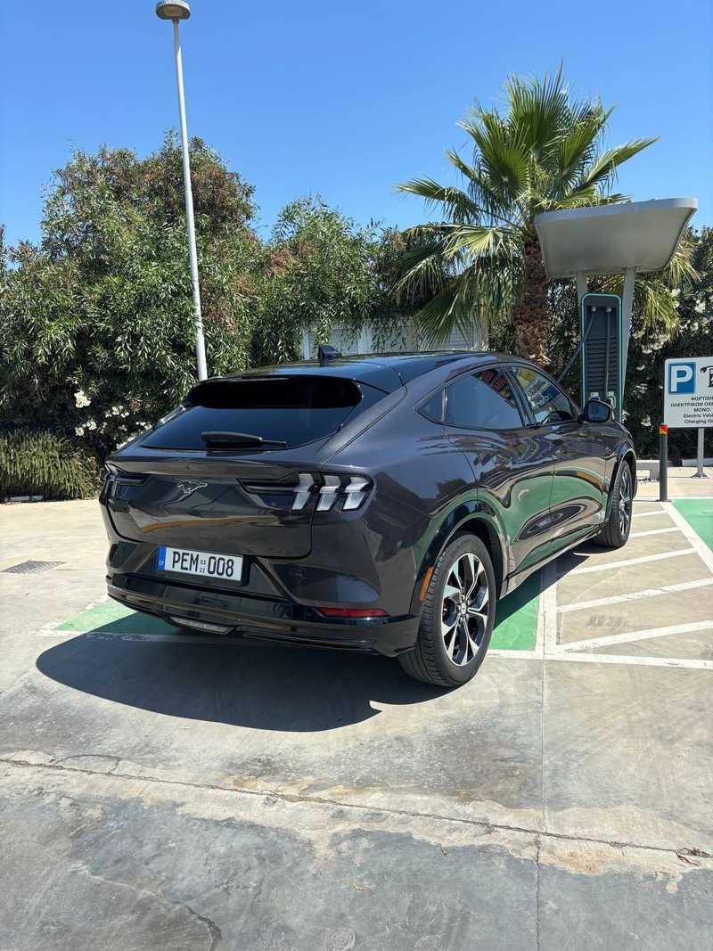 Ford Mustang Mach-E Electric 2022