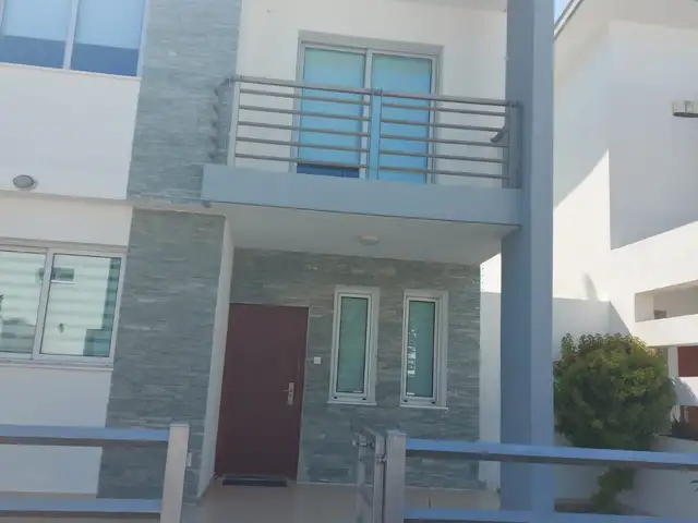 3-bedroom semi-detached to rent, Larnaca — Pyla