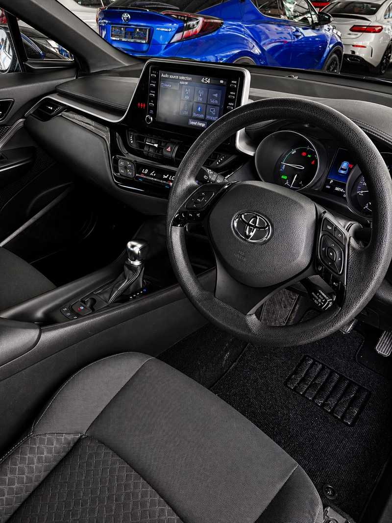 2021 Toyota C-HR 1,8L 2021 Cyprus