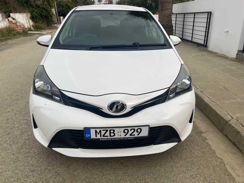 Toyota Vitz 1,3L 2014