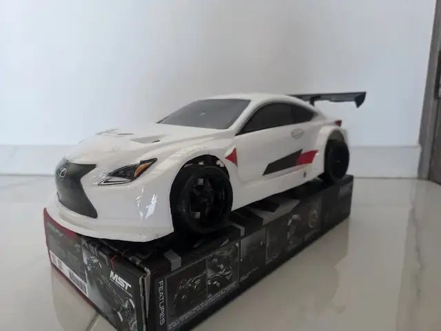 RMX 2.5 S drift car, Επαρχία Λάρνακας — Λάρνακα - Καμάρες