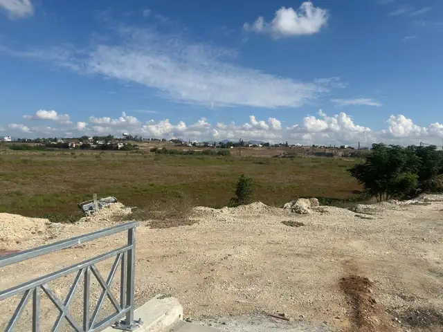Residential Field 14460 m², Επαρχία Λευκωσίας — Στρόβολος - Άγιος Βασίλειος