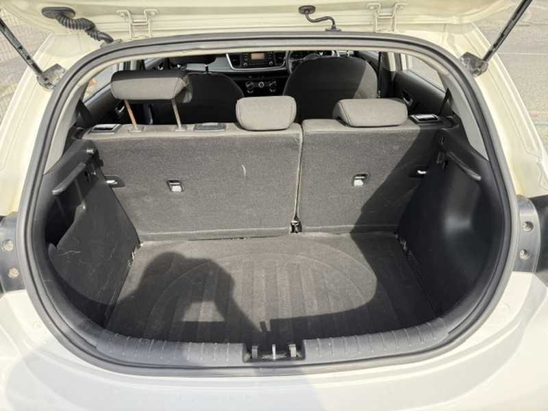 2017 KIA Rio 1,4L 2017 Cyprus