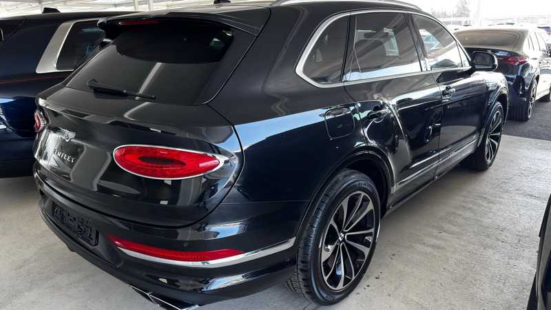 2023 Bentley Bentayga 4,0L 2023 Cyprus