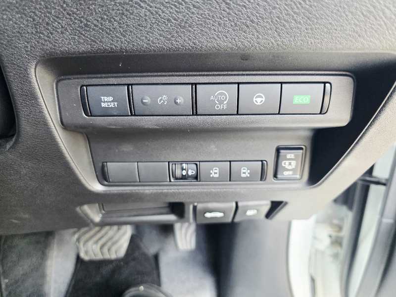 2023 Nissan Serena 2,0L 2023 Cyprus