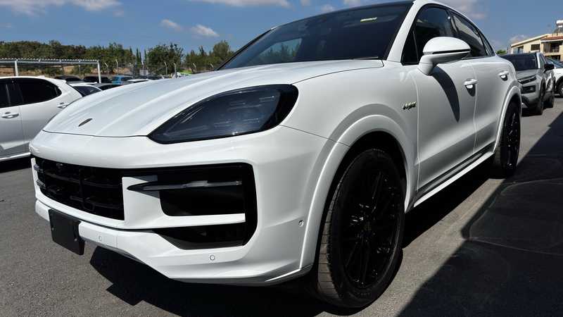 2025 Porsche Cayenne 3,0L 2025 Cyprus