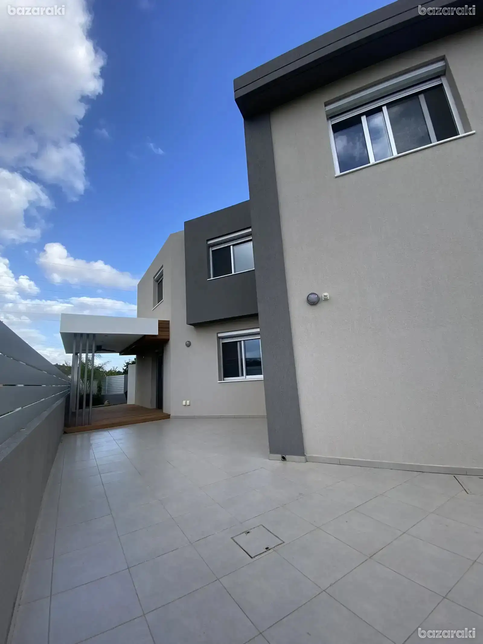 House, 4 bedrooms — 4