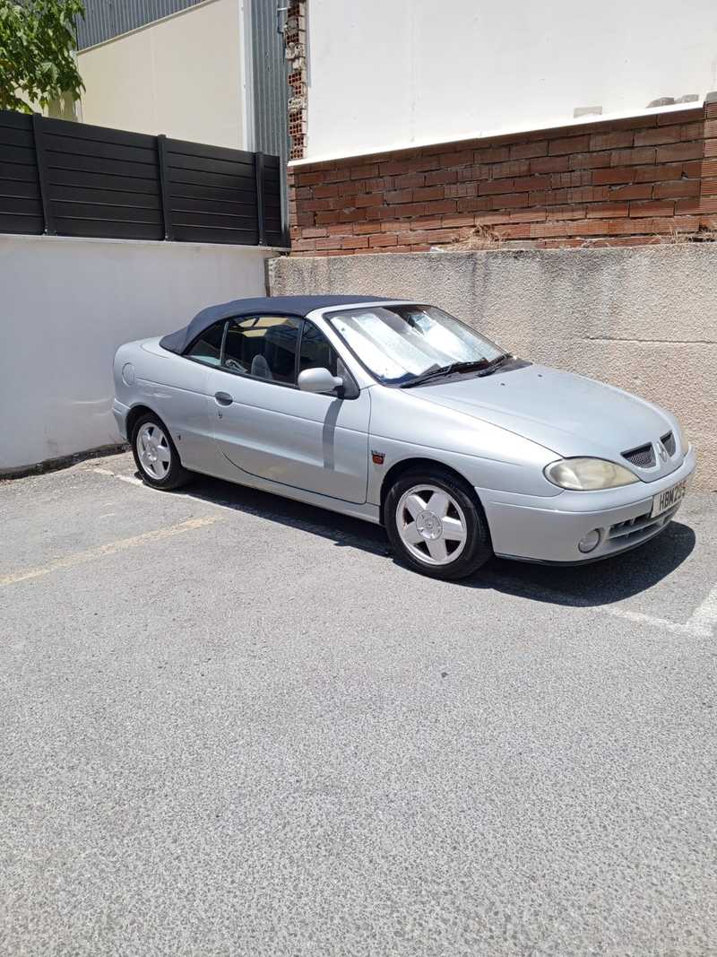 2000 Renault Megane 1,6L 2000 Cyprus