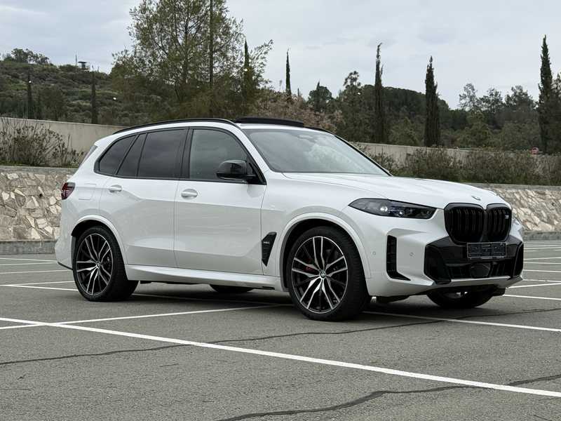 BMW X5 4,4L 2023