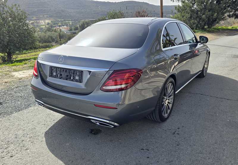 2017 Mercedes-Benz E-Class 2,0L 2017 Cyprus