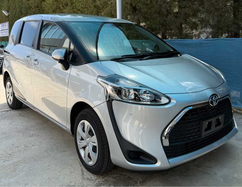 2022 Toyota Sienta 1,5L 2022 Cyprus