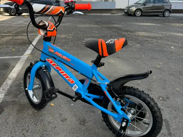 Alpina kids bicycle with training wheels, Επαρχία Λεμεσού — Γερμασόγεια