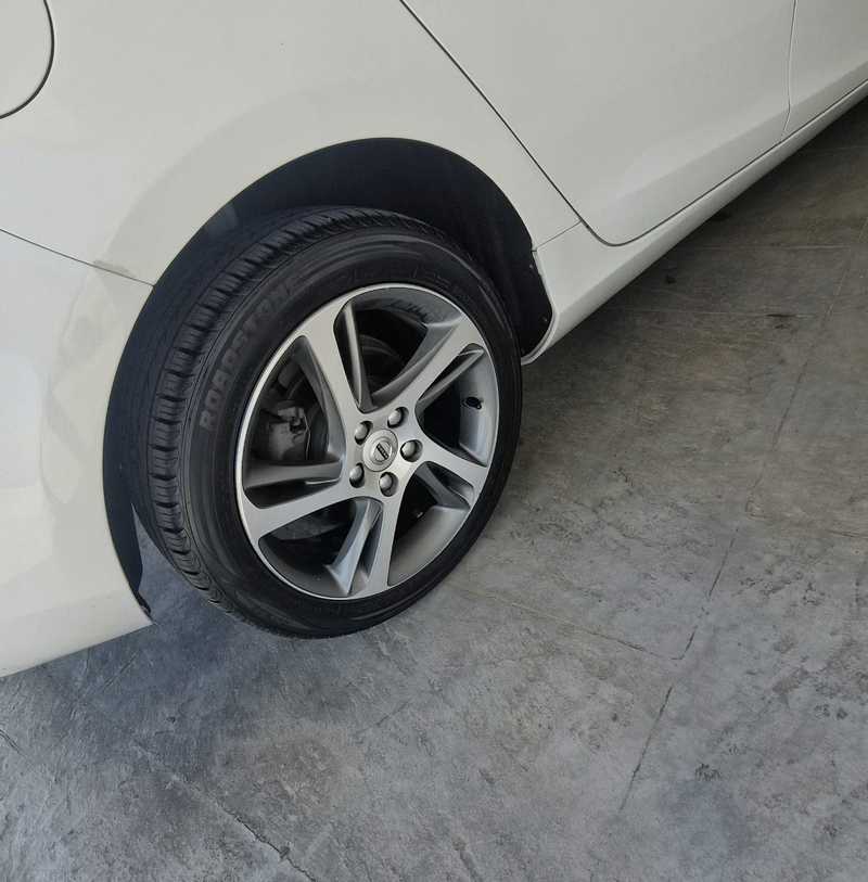 2019 Volvo V40 2,0L 2019 Cyprus