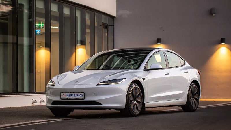 Tesla Model 3 Electric 2024