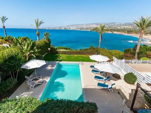  4-bedroom villa to rent, Paphos — Kissonerga - 11