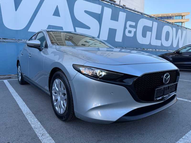 Mazda 3 1,5L 2021