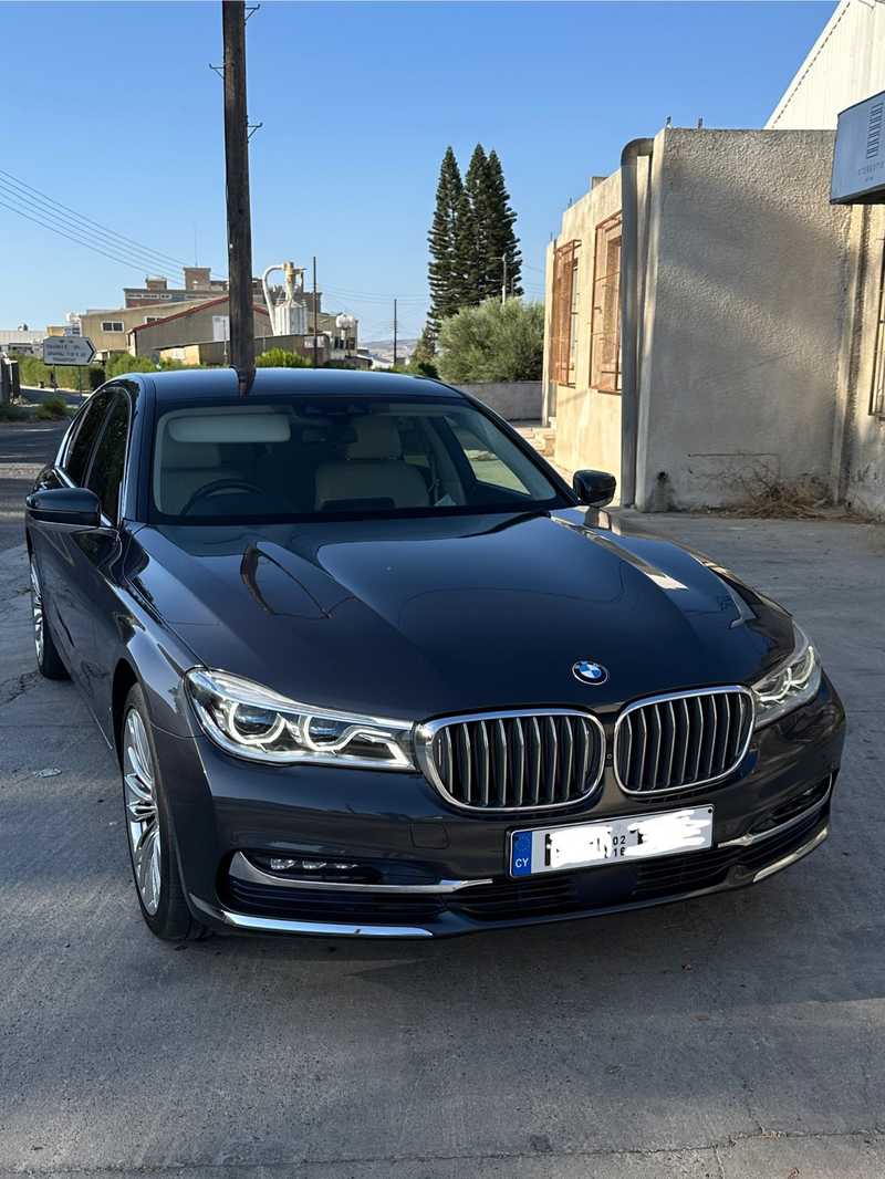 BMW 7-Series 3,0L 2016