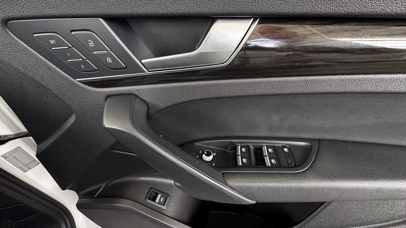 2020 Audi Q5 2,0L 2020 Cyprus