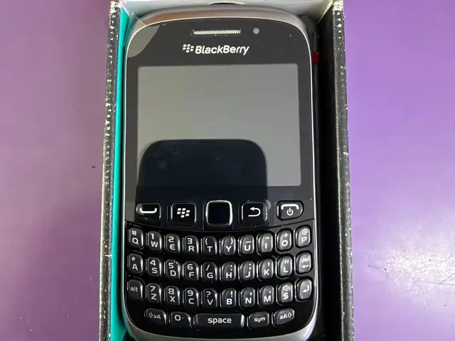 Blackberry curve 9320, Paphos — Geroskipou