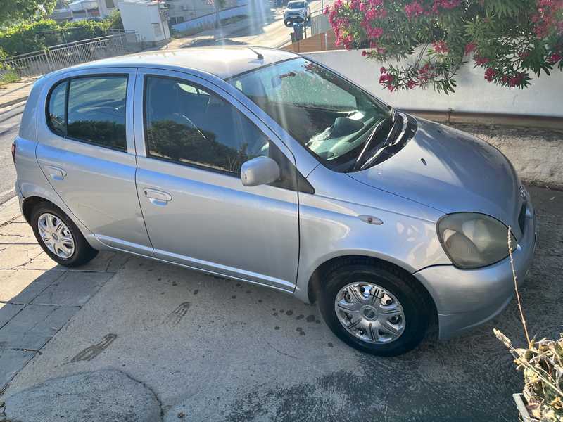 Toyota Vitz 1,0L 2000