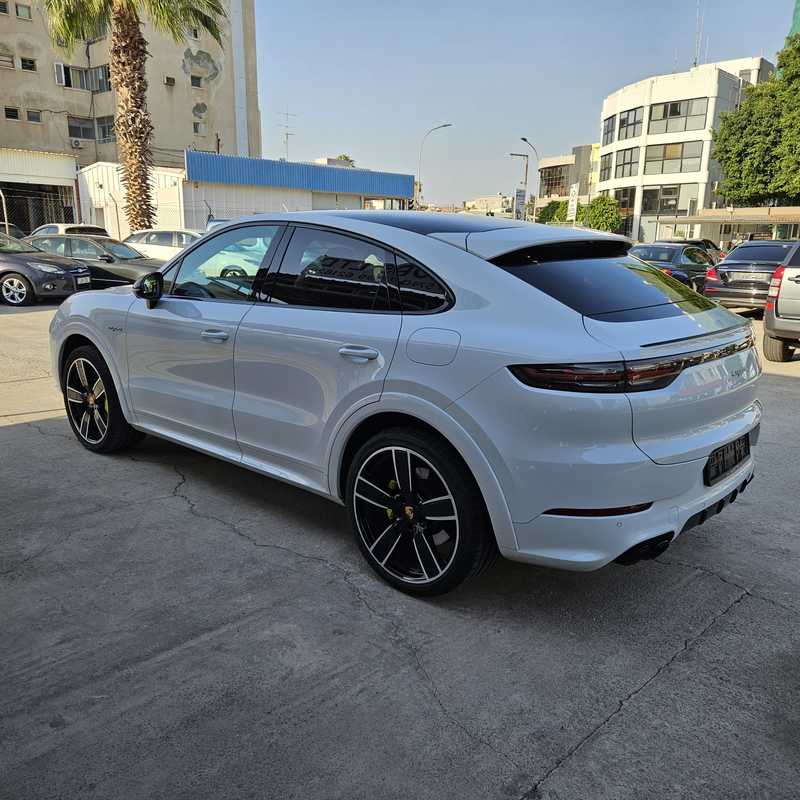 2022 Porsche Cayenne 3,0L 2022 Cyprus