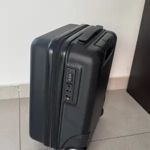 Carry-on suitcase black, Επαρχία Πάφου — Αγία Μαρινούδα