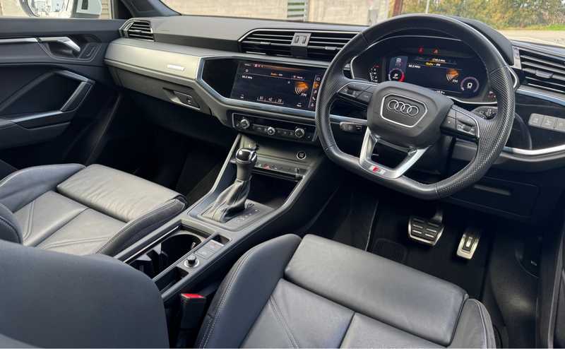 2021 Audi Q3 1,5L 2021 Cyprus