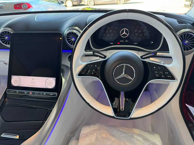 2025 Mercedes-Benz SL-Class 4,0L 2025 Cyprus