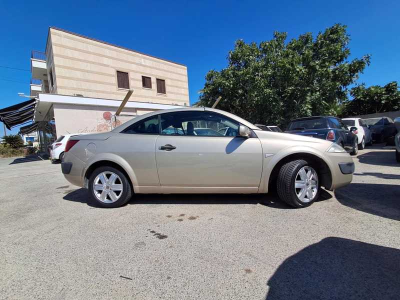 2005 Renault Megane 1,6L 2005 Cyprus
