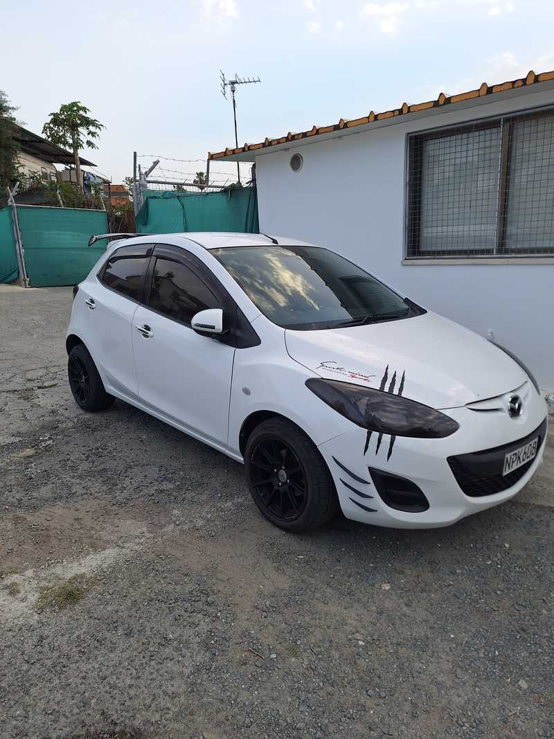 Mazda Demio 1,3L 2011