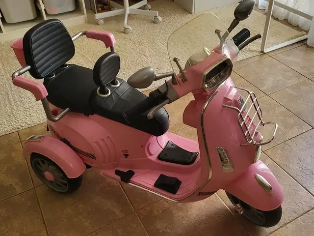 Kids electric bike, Larnaca — Kiti