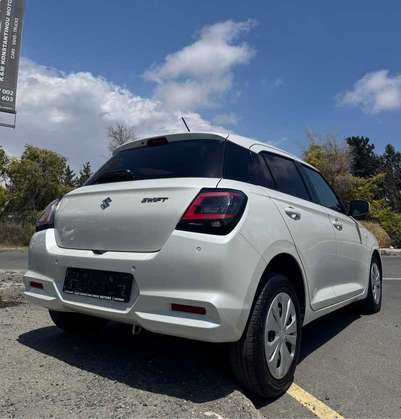 2024 Suzuki Swift 1,2L 2024 Cyprus