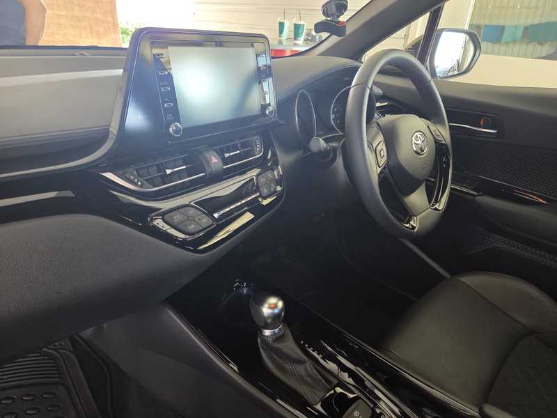 2021 Toyota C-HR 1,8L 2021 Cyprus