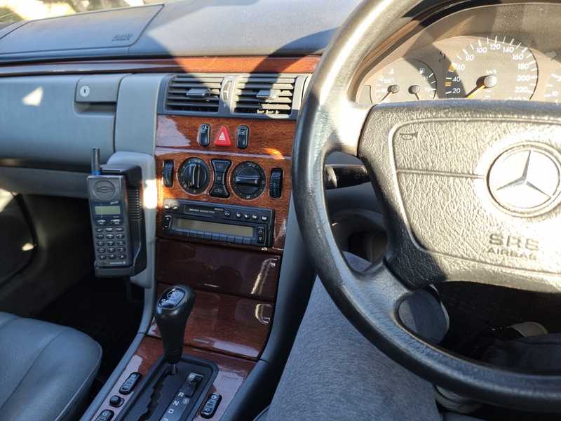1996 Mercedes-Benz E-Class 2,0L 1996 Cyprus