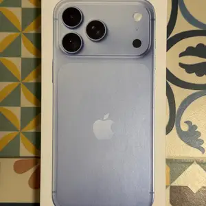 Apple iphone 18 pro max 2tb glacier brand new factory sealed 2 years warranty, Επαρχία Λεμεσού — Λεμεσός - Άγιος Αντώνιος