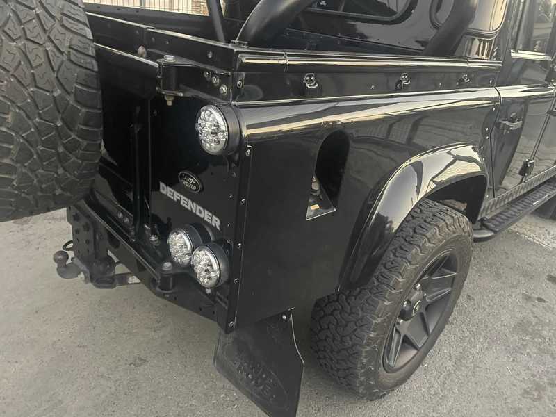 2014 Land Rover Defender 2,2L 2014 Cyprus