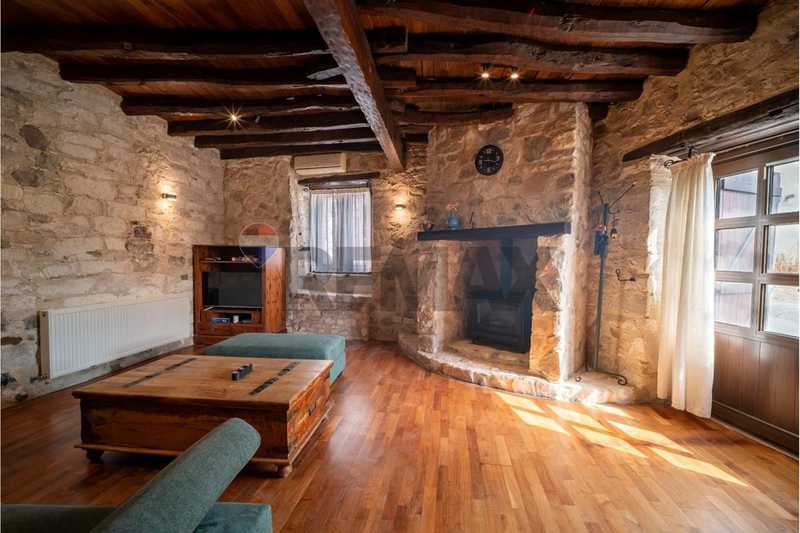 3-bedroom detached house for sale