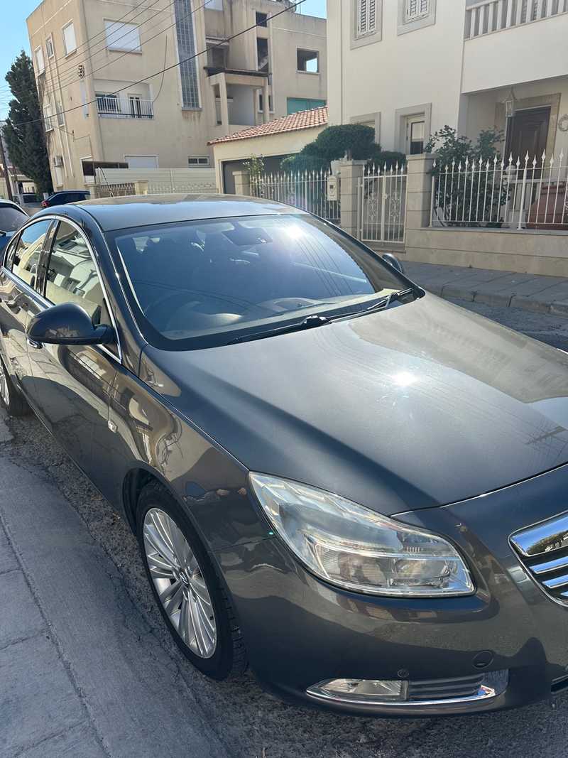 Opel, Vauxhall Insignia 2,0L 2012