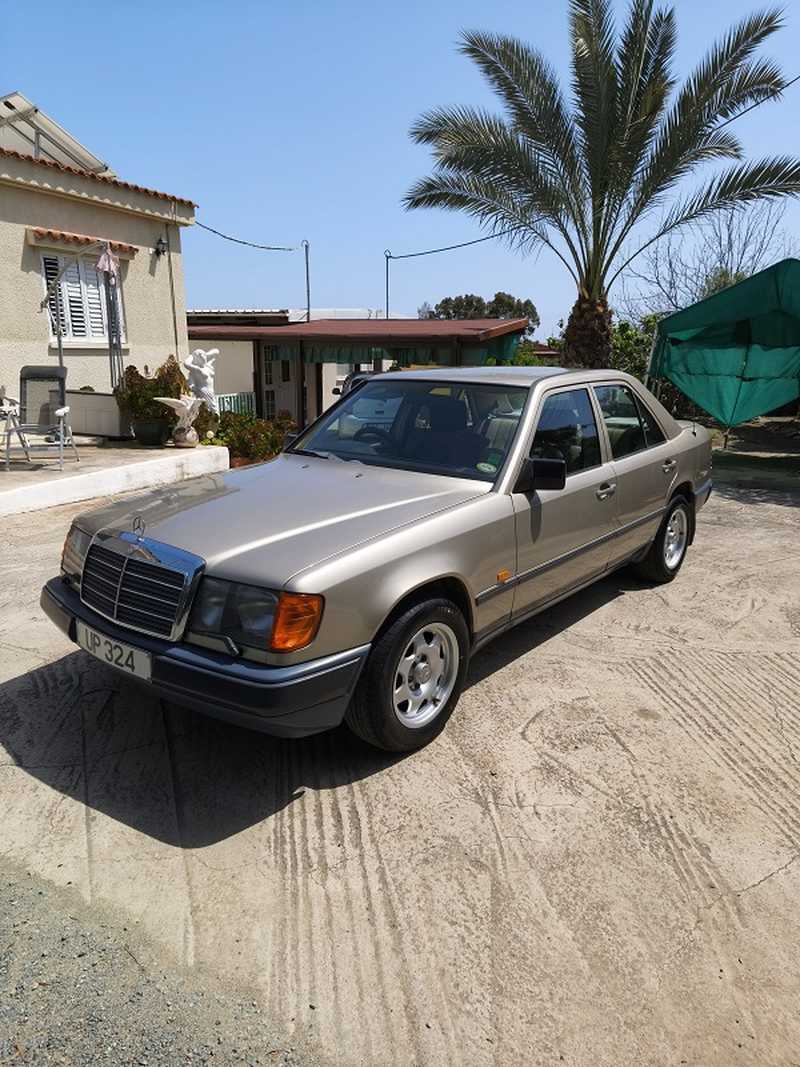 Mercedes-Benz E-Class 2,5L 1986