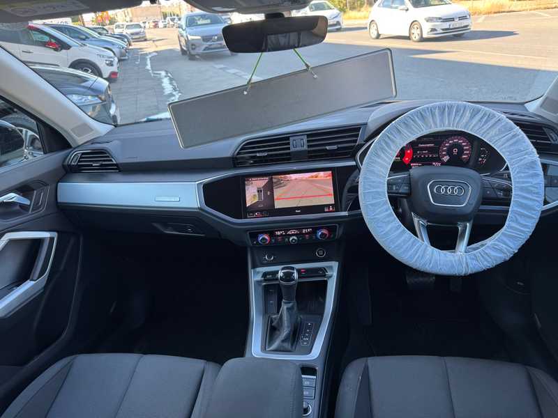 2021 Audi Q3 2,0L 2021 Cyprus