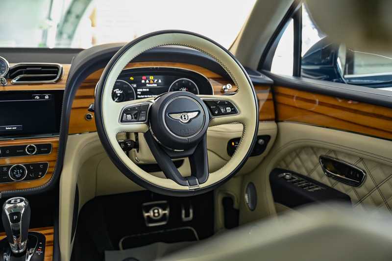 2021 Bentley Bentayga 4,0L 2021 Cyprus