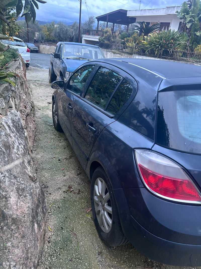 2007 Opel, Vauxhall Astra 1,5L 2007 Cyprus