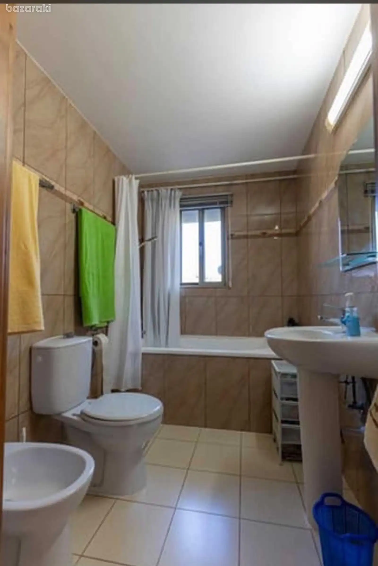 House, 2 bedrooms — 8