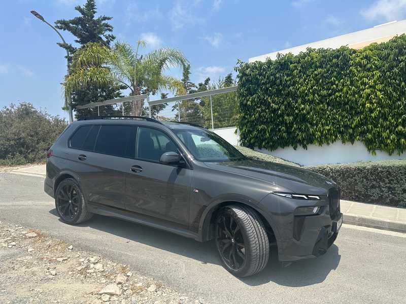 BMW X7 3,0L 2023