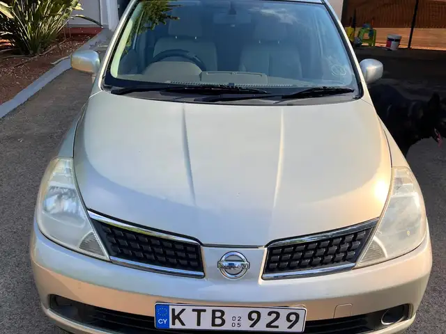 Nissan Tiida
