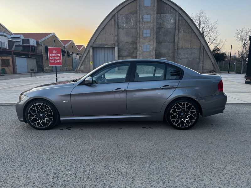 2009 BMW 3-Series 2,0L 2009 Cyprus