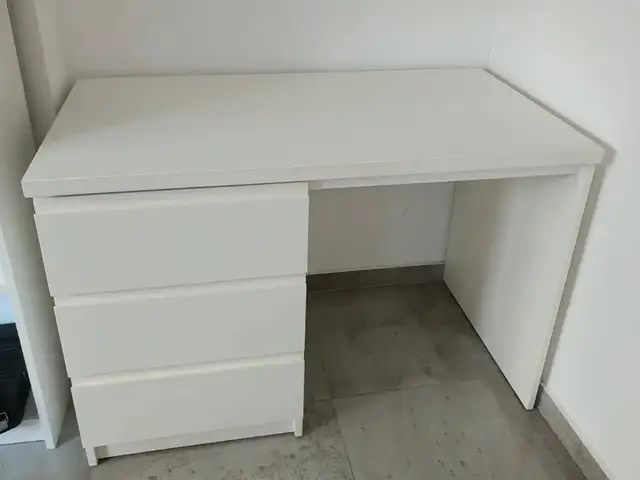 Office desk, Nicosia — Nicosia - Lykabittos