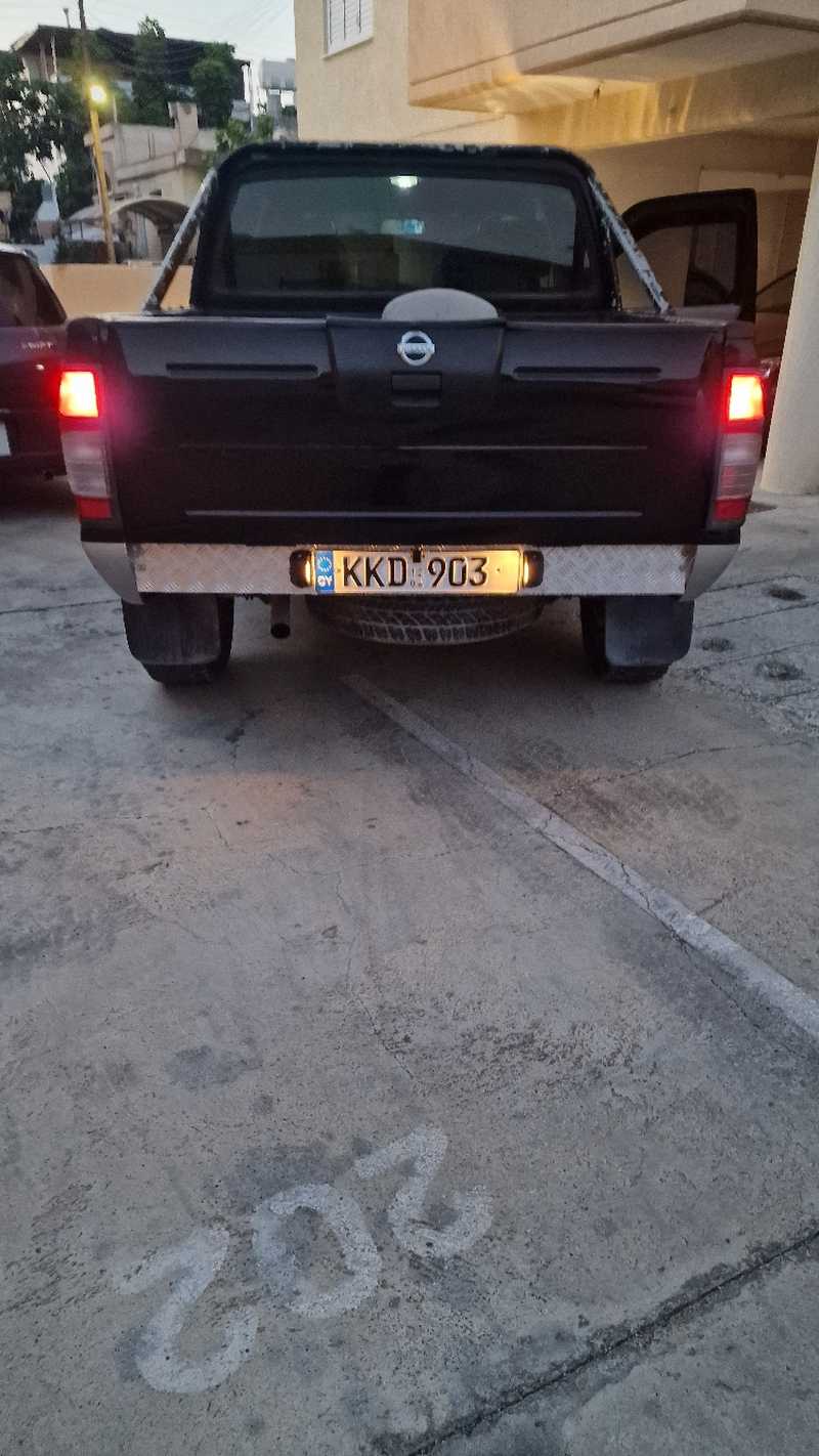 2004 Nissan Navara 2,5L 2004 Cyprus