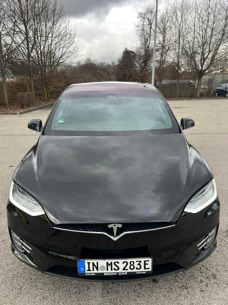 Tesla Model X Electric 2019